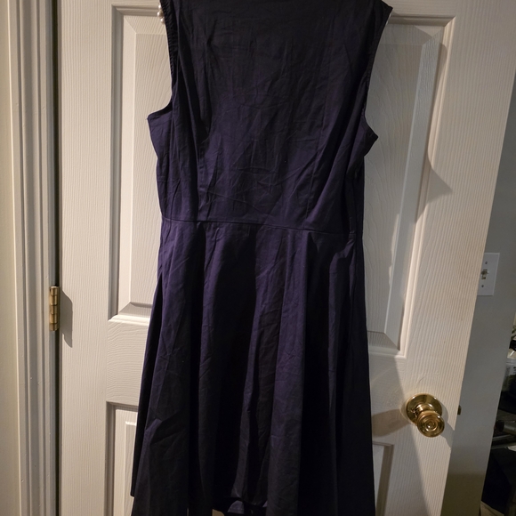 Sleeveless Navy Polka Dot Accent A-Line Dress - Picture 4 of 4